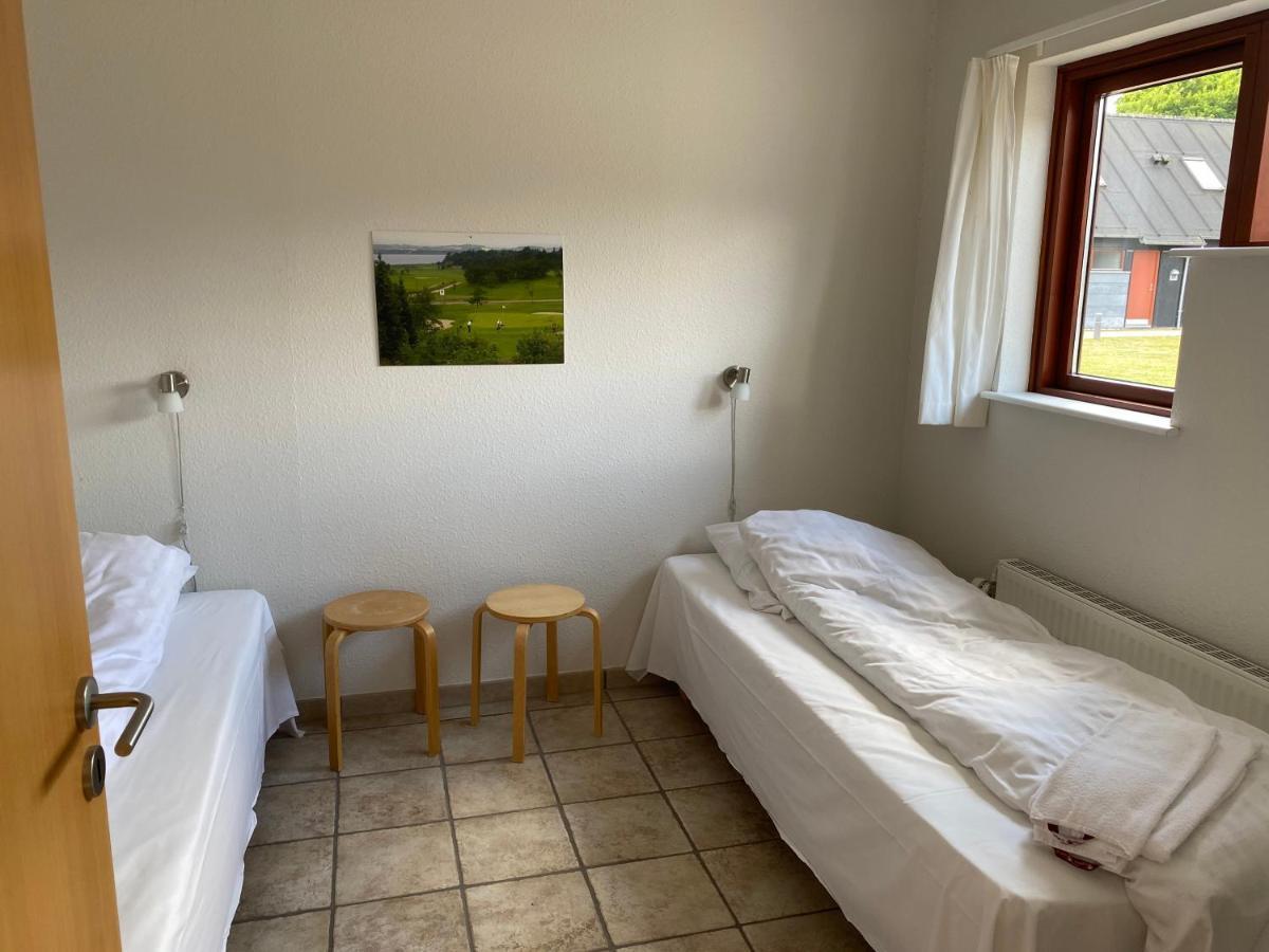 Hjarbaek Fjord Golfcenter Apartman Skals Kültér fotó